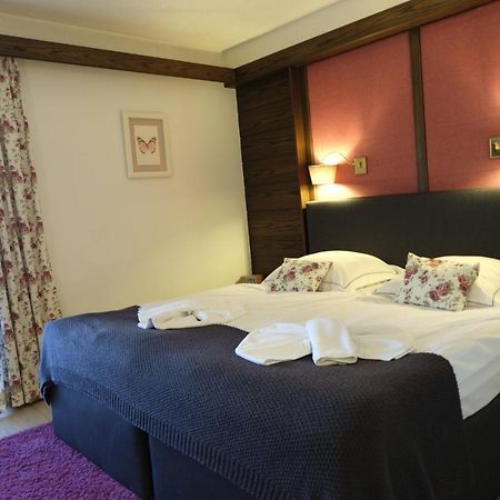 Hotel-Restaurant Zum Hirschhaus Inklusiv Chiemgaukarte Ruhpolding Kültér fotó