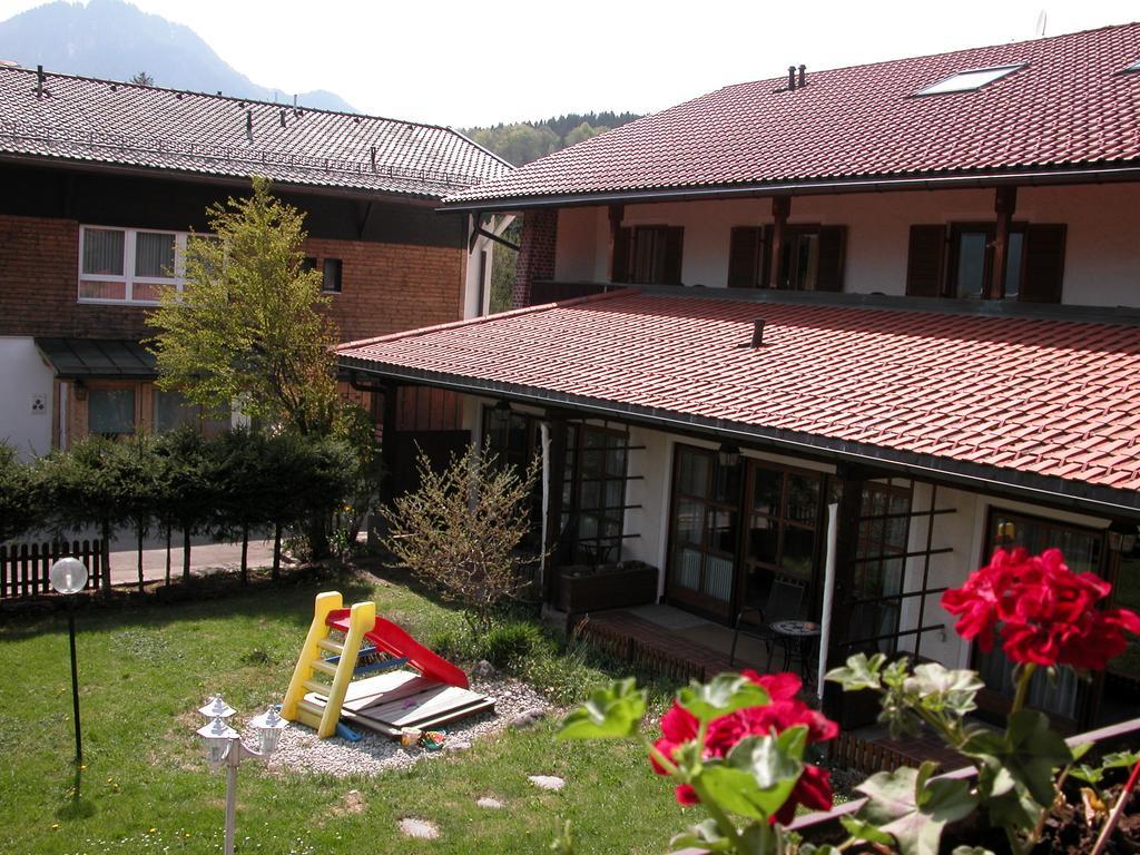 Hotel-Restaurant Zum Hirschhaus Inklusiv Chiemgaukarte Ruhpolding Kültér fotó