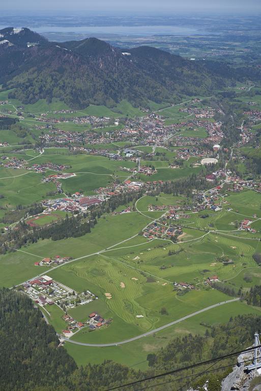 Hotel-Restaurant Zum Hirschhaus Inklusiv Chiemgaukarte Ruhpolding Kültér fotó