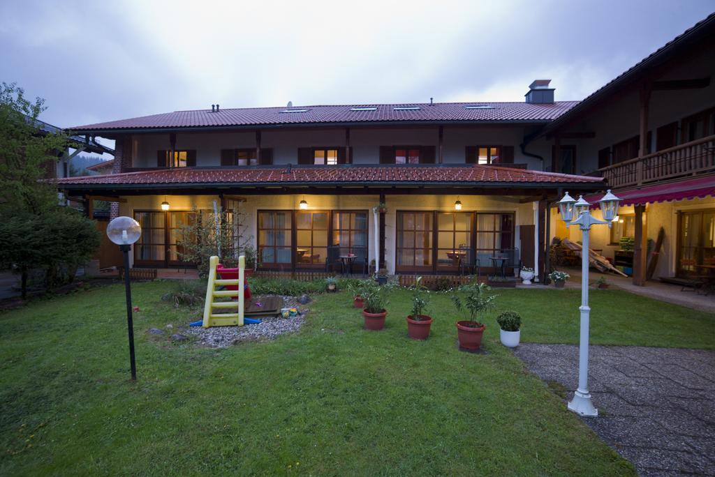 Hotel-Restaurant Zum Hirschhaus Inklusiv Chiemgaukarte Ruhpolding Kültér fotó