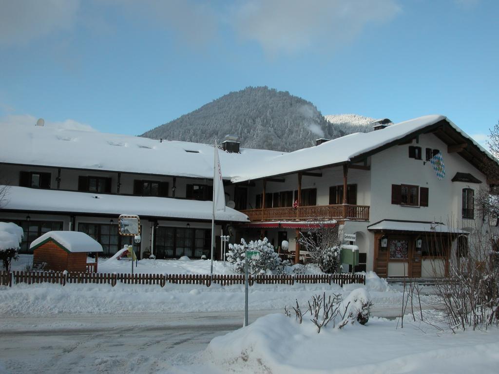 Hotel-Restaurant Zum Hirschhaus Inklusiv Chiemgaukarte Ruhpolding Kültér fotó
