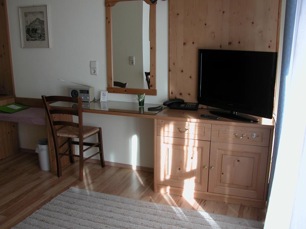 Hotel-Restaurant Zum Hirschhaus Inklusiv Chiemgaukarte Ruhpolding Kültér fotó