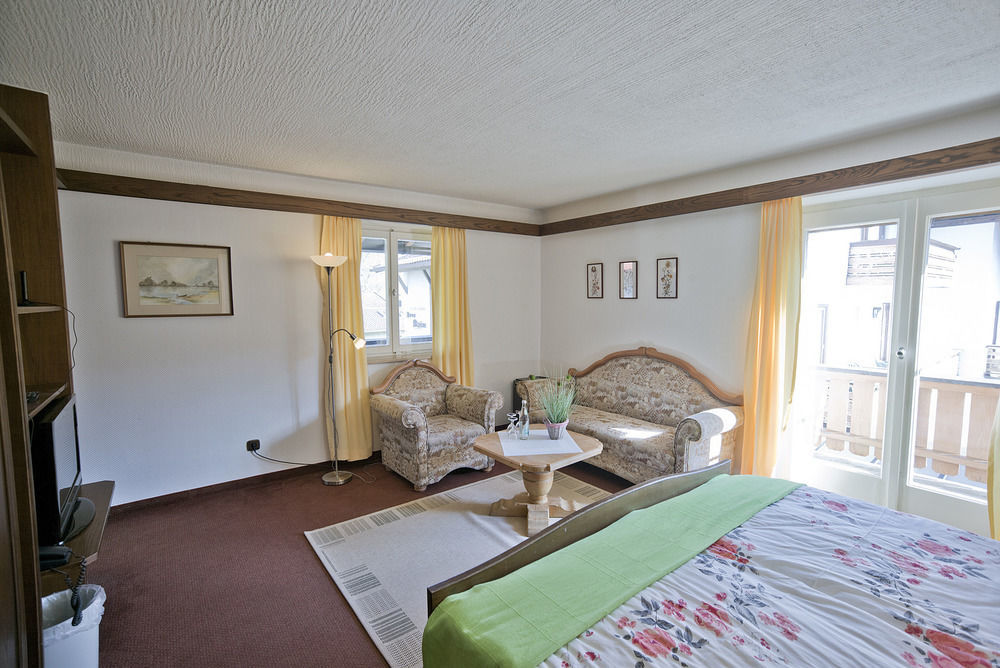 Hotel-Restaurant Zum Hirschhaus Inklusiv Chiemgaukarte Ruhpolding Kültér fotó